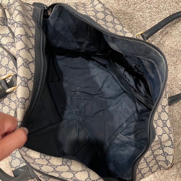 Gucci Duffle Bag - Picture 4 of 6